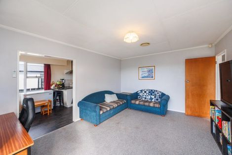 Photo of property in 4 Acacia Street, Kelvin Grove, Palmerston North, 4414