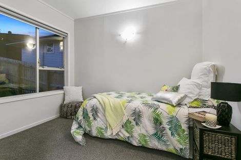 Photo of property in 3 Dunraven Place, Torbay, Auckland, 0630