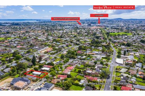 Photo of property in 9 Armstrong Place, New Lynn, Auckland, 0600