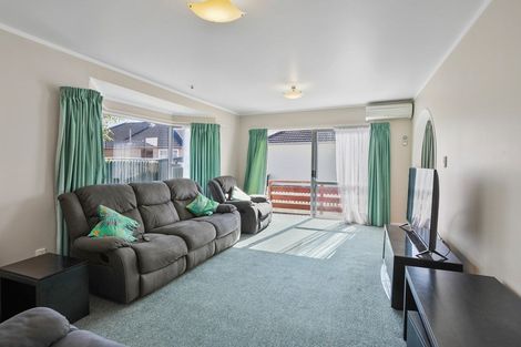 Photo of property in 30b Yeats Crescent, Fairfield, Hamilton, 3214