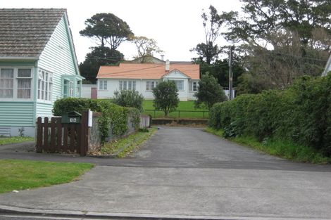 Photo of property in 14a Clinton Street, Fitzroy, New Plymouth, 4312
