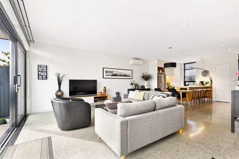 Photo of property in 220 Hobsonville Point Road, Hobsonville, Auckland, 0616