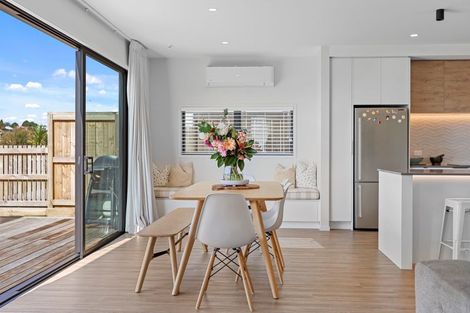 Photo of property in 37 Tangaroa Place, Poike, Tauranga, 3112