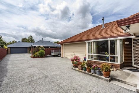 Photo of property in 4a-b Goodwood Close, Rangiora, 7400