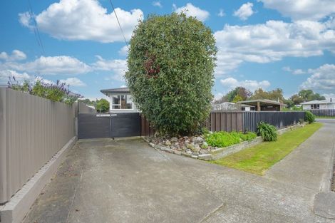 Photo of property in 15 Read Crescent, Clive, 4102