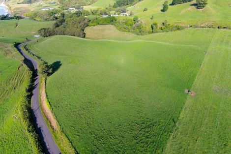 Photo of property in 1055 Pukearuhe Road, Waiiti, Urenui, 4377