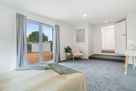 Photo of property in 267 Centaurus Road, Saint Martins, Christchurch, 8022