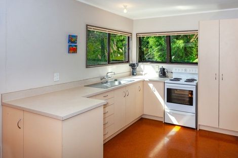Photo of property in 103 Avalon Place, Whangamata, 3620