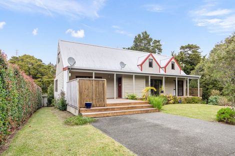 Photo of property in 5 Tieke Place, Horahora, Whangarei, 0110