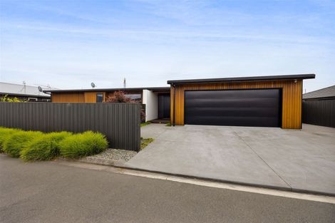 Photo of property in 2 Roy Johns Way, Bell Block, New Plymouth, 4312