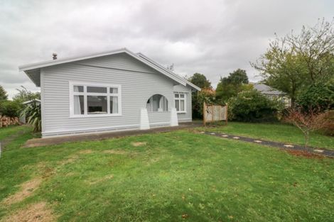 Photo of property in 68 Barraud Street, Dannevirke, 4930