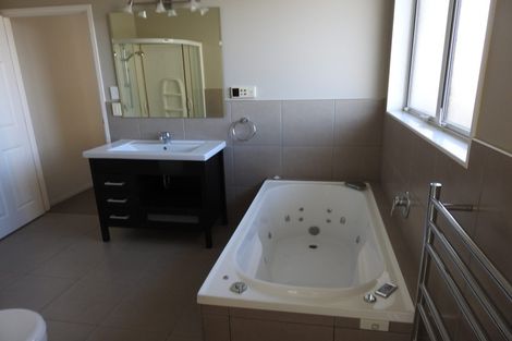 Photo of property in 6 Roore Street, Foxton Beach, Foxton, 4815