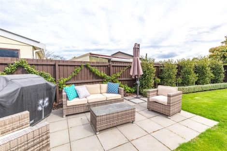 Photo of property in 2/317 Sawyers Arms Road, Bishopdale, Christchurch, 8053