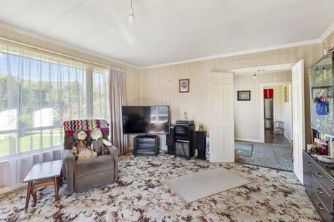 Photo of property in 15 Main Road, Tawa, Wellington, 5028