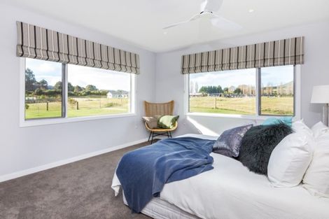Photo of property in 500 Kinloch Road, Kinloch, Taupo, 3377