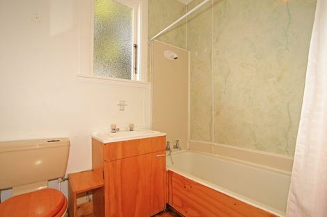 Photo of property in 5a Martin Road, Paraparaumu Beach, Paraparaumu, 5032