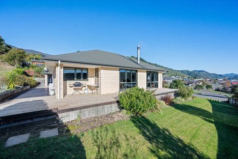 Photo of property in 10 Pukeko Place, Picton, 7220