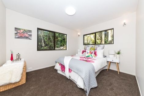 Photo of property in 493 Scenic Drive, Waiatarua, Auckland, 0612