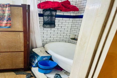 Photo of property in 85b Woodglen Road, Glen Eden, Auckland, 0602