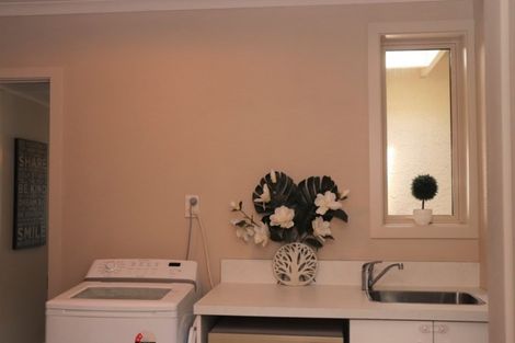 Photo of property in 603 Tay Street, Hawthorndale, Invercargill, 9810