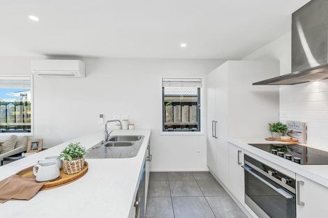 Photo of property in 10 Wallingford Crescent, Rolleston, 7615