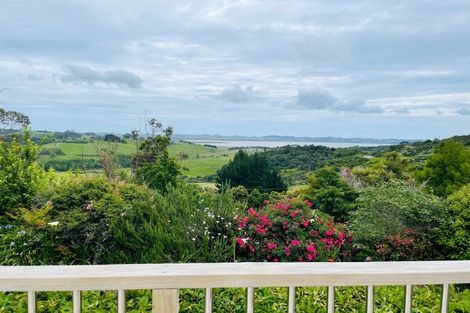 Photo of property in 131 Oyster Point Road, Kaukapakapa, 0984