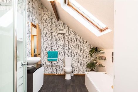 Photo of property in 1a Dulles Place, Papanui, Christchurch, 8053