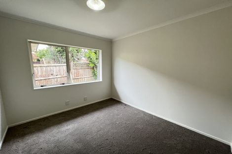 Photo of property in 55 Palmcrest Grove, Highland Park, Auckland, 2010