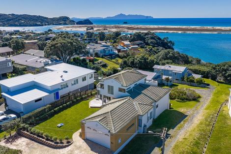 Photo of property in 21 Awatea Street, Mangawhai Heads, Mangawhai, 0505