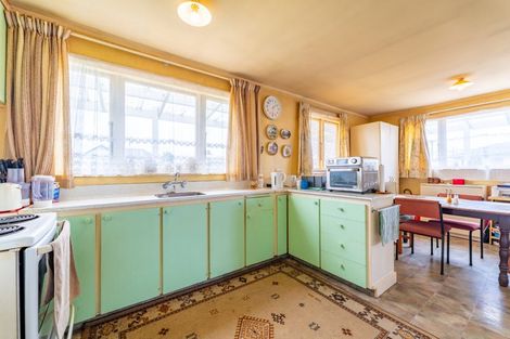 Photo of property in 5 Edward Street, Waimate, 7924