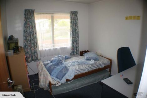 Photo of property in 1/133 Shakespeare Road, Milford, Auckland, 0620