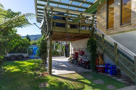 Photo of property in 14 Huia Street, Waikawa, Picton, 7220
