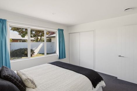 Photo of property in 10 Linkwater Way, Parklands, Christchurch, 8083