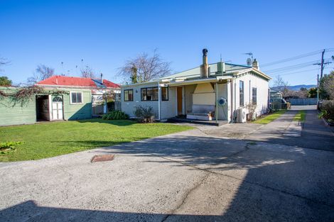 Photo of property in 35 Wyndham Street, Carterton, 5713