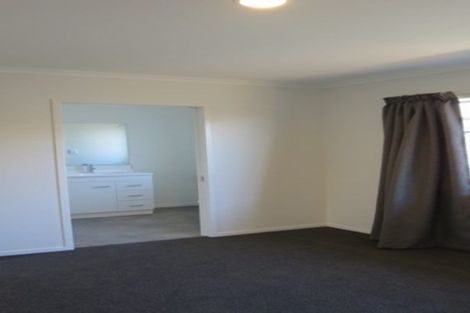 Photo of property in 13 Burford Way, Rolleston, 7615