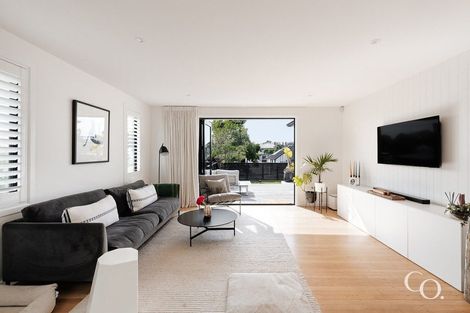 Photo of property in 8a Riverton Road, Mount Maunganui, 3116