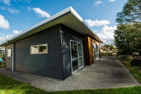 Photo of property in 5 Alpine Way, Ohakune, 4625