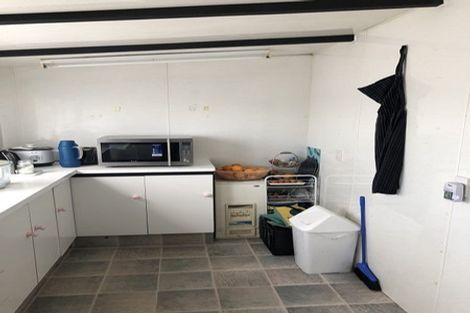 Photo of property in 132 Cascades Road, Pakuranga Heights, Auckland, 2010