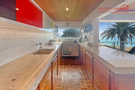 Photo of property in Seaview Apartments, 5/64 Milford Road, Milford, Auckland, 0620