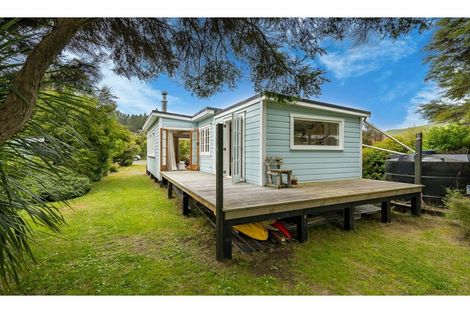 Photo of property in 92 Beach Road, Long Beach, Port Chalmers, 9081