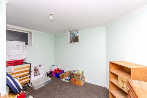 Photo of property in 235 Frankley Road, Frankleigh Park, New Plymouth, 4310
