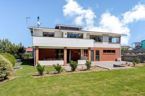 Photo of property in 3 Drummond Street, Dannevirke, 4930