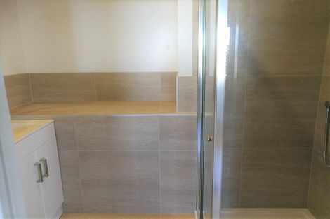 Photo of property in 211a Sunnynook Road, Wairau Valley, Auckland, 0627