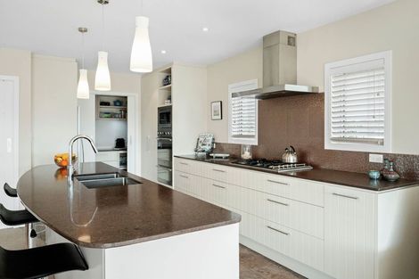 Photo of property in 1/5 Gulf Crest, Bucklands Beach, Auckland, 2012