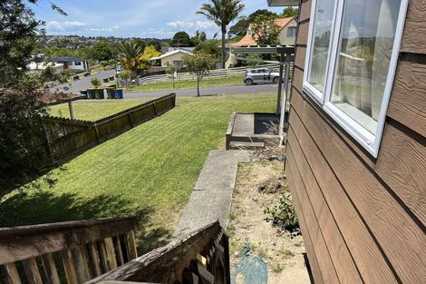 Photo of property in 29a Carillon Place, Massey, Auckland, 0614