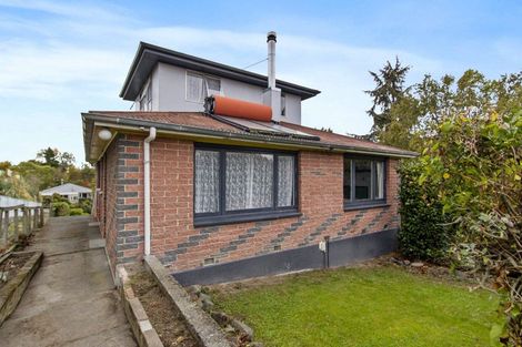 Photo of property in 42 Saint George Street, Watlington, Timaru, 7910