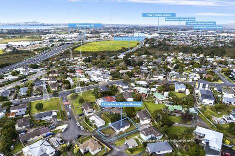 Photo of property in 12 Halloran Place, Massey, Auckland, 0614