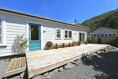 Photo of property in 25a Black Beech Street, Birchville, Upper Hutt, 5018