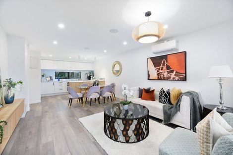 Photo of property in 24f Essex Street, Te Atatu South, Auckland, 0610