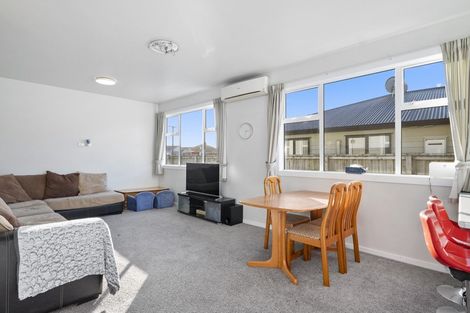 Photo of property in 63a Royal Crescent, Saint Kilda, Dunedin, 9012